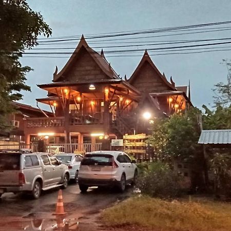 บ้านเรือนไทยมะลิเมืองเก่า Szukhothaj Kültér fotó