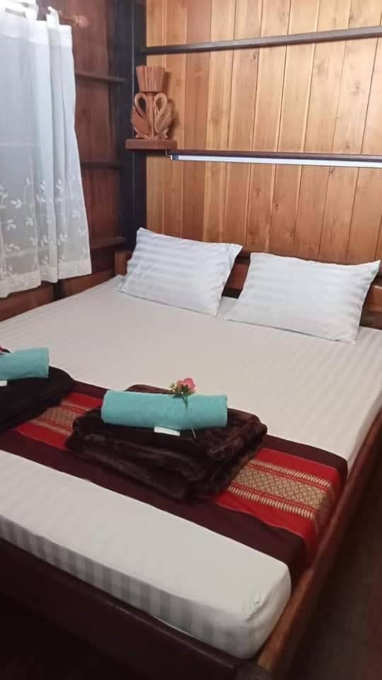 บ้านเรือนไทยมะลิเมืองเก่า Szukhothaj Kültér fotó