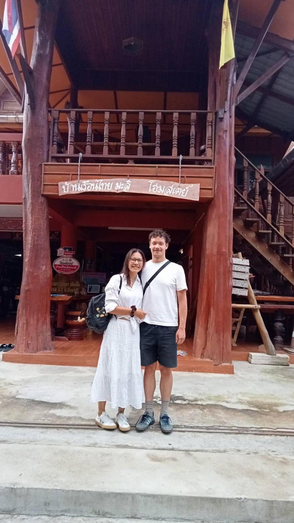 บ้านเรือนไทยมะลิเมืองเก่า Szukhothaj Kültér fotó